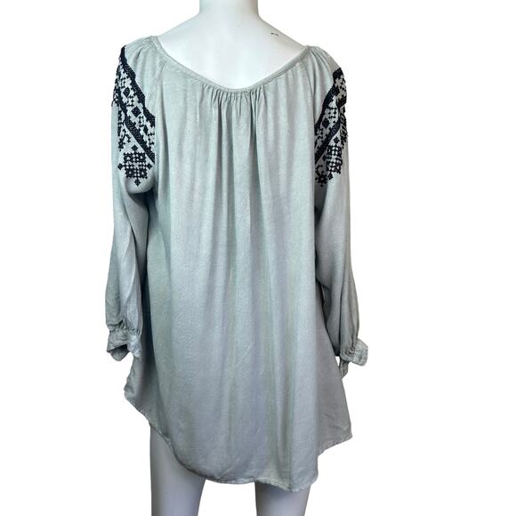 Raga Gray & Black Embroidered Boho Peasant Blouse with Tassels sz S - Picture 2 of 9
